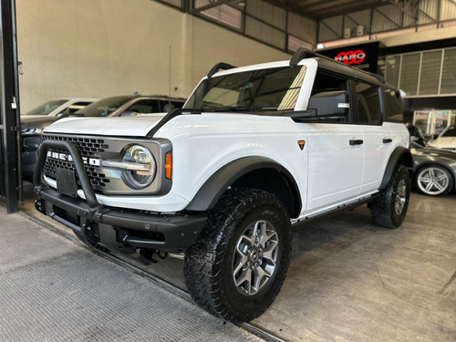 Ford Bronco BADLANDS 2.3T 4 PTAS