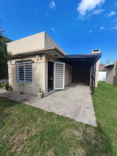 Casa De 3 Amb. + Casa De 2 Amb. - Zona Sur - Villa Gesell