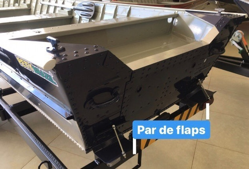 Imagem 9 de 16 de Barco De Aluminio Petybrazil Pety 600 Pro (somente O Casco)