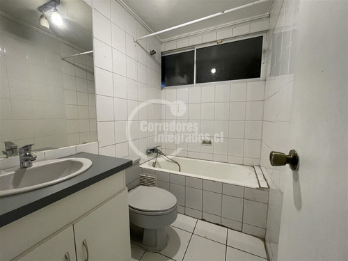 Casa En Arriendo, Servicios Profesionales En Vitacura ,