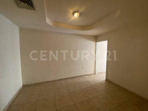 Casa En Venta En Fracc. Misiones Ii, Chihuahua, Chih.