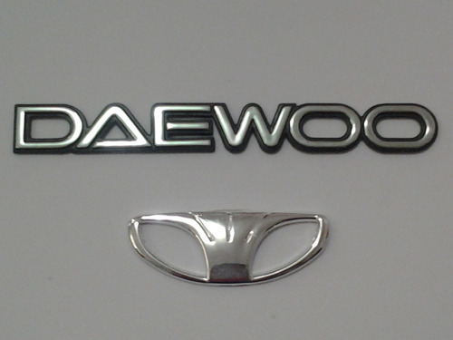 Emblema Daewoo Y Logo Kit 2 Piezas Cromado 