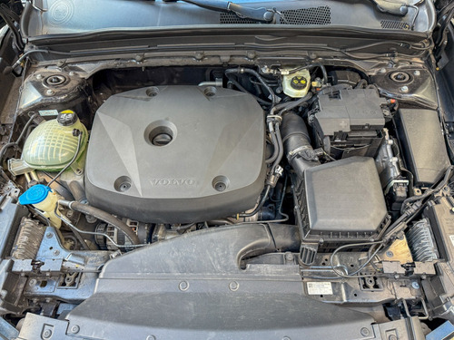 Volvo XC40 2.0 T5 Momentum Awd 5p