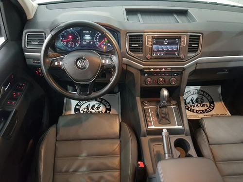 Imagem 4 de 15 de Volkswagen Amarok Highline 3.0 V6 18/2019 Pneus Novos