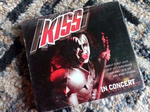 Kiss Cd In Concert
