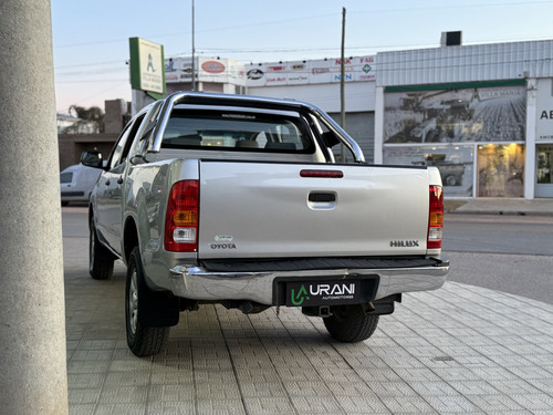 Toyota Hilux Dx 2.5 D/cab
