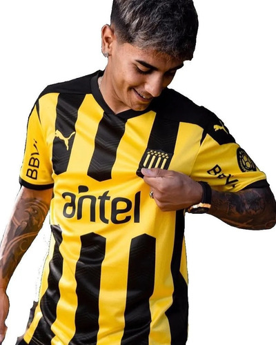 Imagen 1 de 8 de Camiseta Puma Peñarol Oficial Fútbol 2021 Adulto Hombre