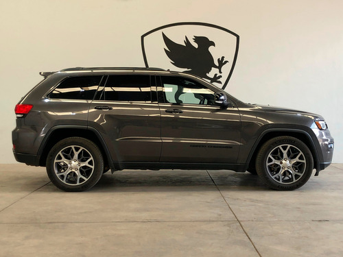 Jeep Grand Cherokee 5.7 Limited Lujo Advance 4x4 At