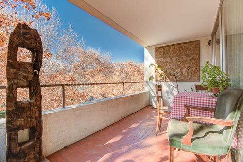 Ideal Para Remodelar Ubicado En Ricardo Lyon, Prov...