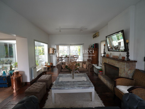 Casa En Venta 6 Ambientes Altos Del Sol
