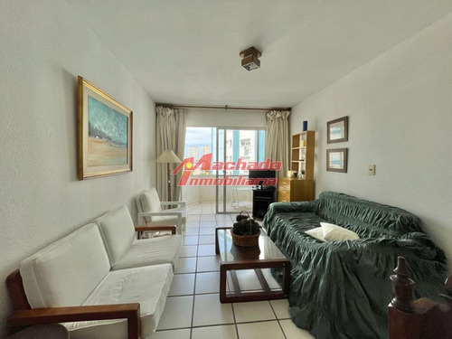 Imagen 2 de 12 de Venta De Apartamento De Dos Dormitorios En Punta Del Este