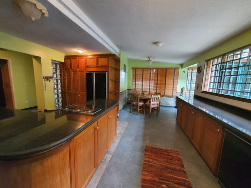 Imagen 10 de 14 de En Venta Quinta Smja En Zona Exclusiva De Prados Del Este (caracas)