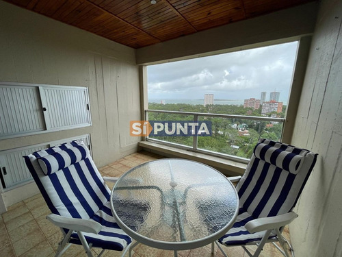 Imagen 2 de 25 de Apartamento En Venta , Cantegril , Punta Del Este