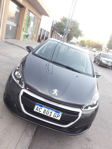 Peugeot 208 1.6 Active 2018