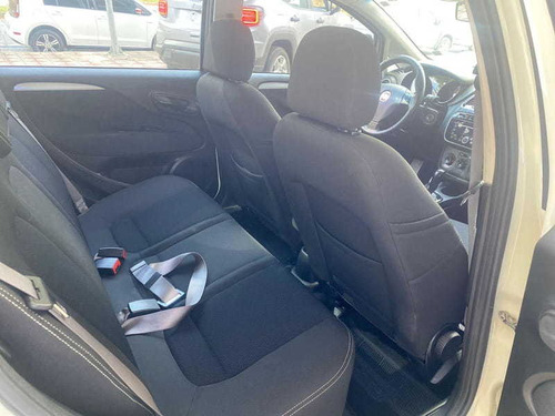 Imagem 13 de 15 de Fiat Punto Sporting Dualogic 1.8 2015
