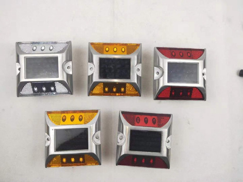 Imagen 9 de 9 de Ojos De Gato Viales Tachas Led Ojos De Gato Solares