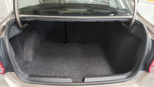Imagen 10 de 15 de Volkswagen Vento 2020 1.6 Starline M/t