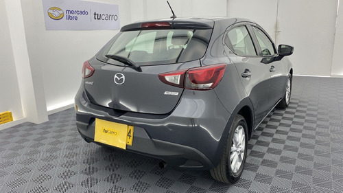 Imagen 8 de 25 de Mazda 2 Touring Mt