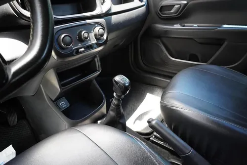 Ram 700 Slt Crew Cab Mt 1400cc 4x2