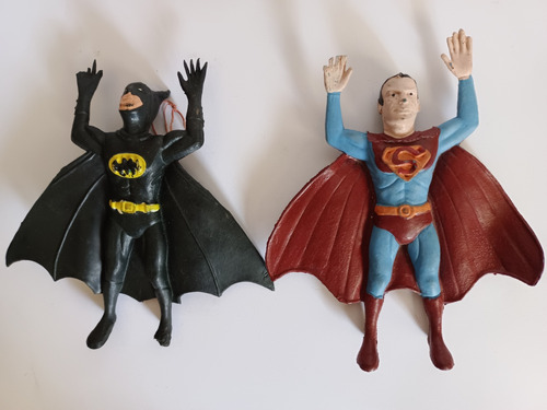 Dos Figuras Vintage Bootleg De Batman Y Superman Años 70as