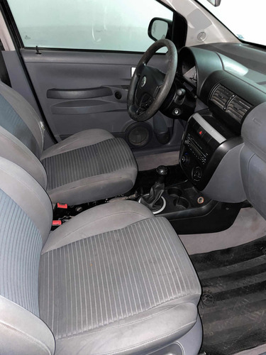 Imagen 16 de 18 de Volkswagen Suran 2007 1.6 I Highline 60d