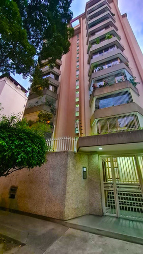Venta Apartamento 118m2 3h/2b/2p/1m La Urbina