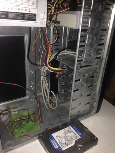Case Atx,fuente Computadora Pc (Usado)