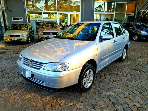 Volkswagen Polo Classic 1.6 C/gnc 2006 128.000km Unico Oport