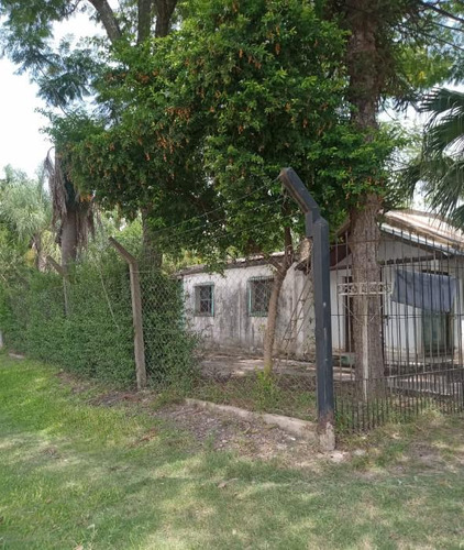 Casa En Venta - 3 Dormitorios 1 Baño - Cochera - 523mts2 - Feliciano, Entre Ríos