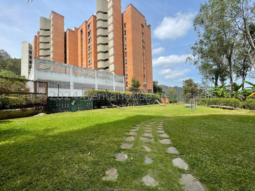 Apartamento Parque Res.la Vista En Calle Cerrada En Venta En Los Naranjos Avenida Este Uno Caracas 