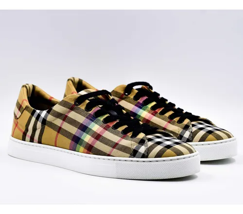 Tenis burberry infantil preço top