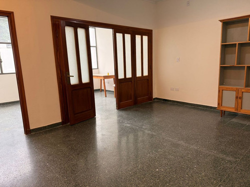 Oficina Alquiler Macrocentro Planta Baja