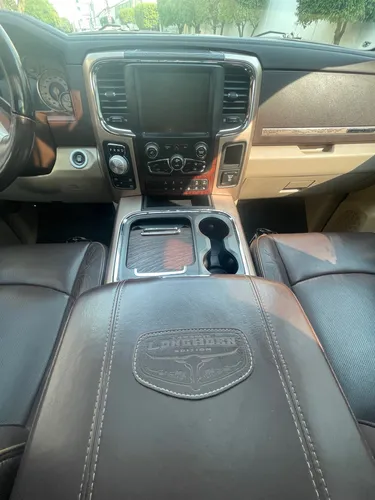 RAM Ram 2500 Laramie LongHorn 4x4