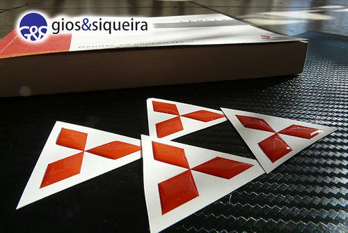 Imagem 2 de 3 de Adesivo P Calotinha Da Roda Mitsubishi Lancer Resinados