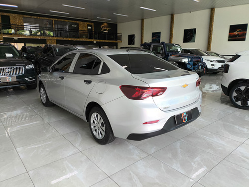 Chevrolet Onix plus 1.0 Turbo Aut. 4p