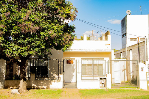 Venta Casa 4 Ambientes William Morris