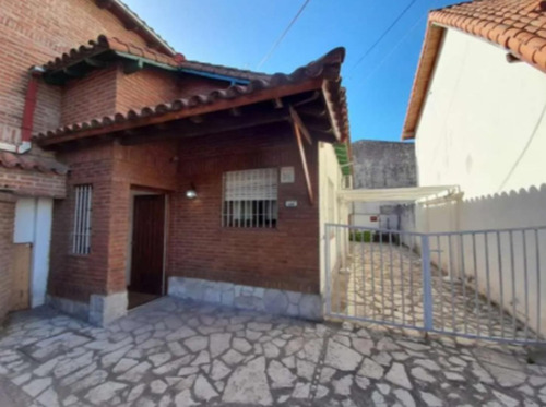 Imagen 2 de 8 de Chalet Ph En Venta Ituzaingo Sur