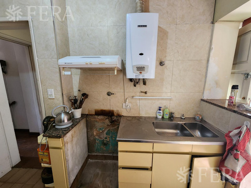 Venta De Casa De 3 Ambientes Con Cochera Y Quincho En Quilmes Oeste
