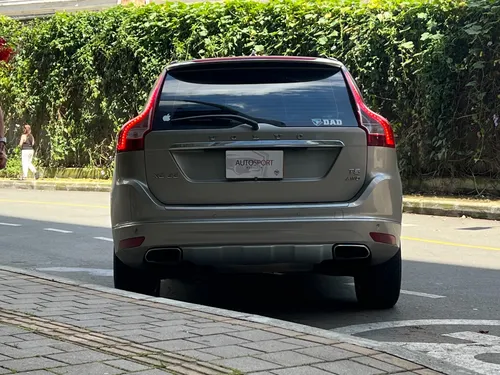 Volvo XC60 2.5 T5 Awd Summum
