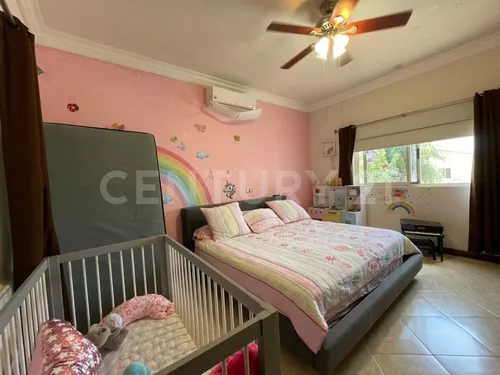 Casa En Venta En Col. Valle Alto, Mty