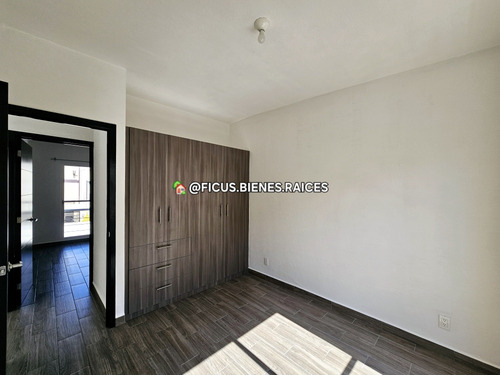 Casa En Venta En Toluca, Fraccionamiento Las Misiones Ii