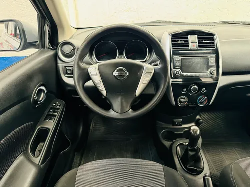 Nissan Versa 1.6 Advance Mt