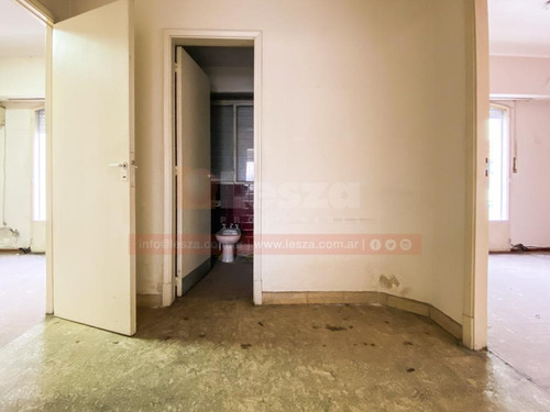 Imagen 6 de 14 de Ideal Uso Profesional / Comercial En Inmejorable Ubicación