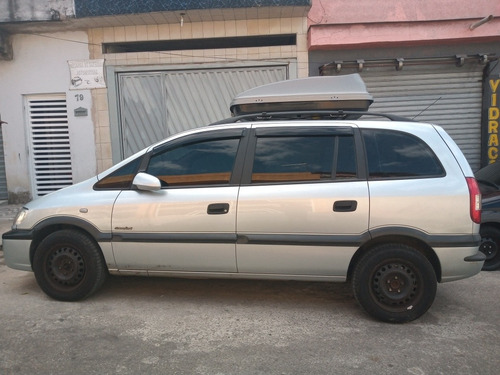 Imagem 4 de 5 de Chevrolet Zafira 2007 2.0 Comfort Flex Power 5p