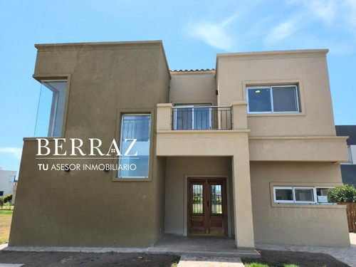 Imagen 2 de 29 de Casa Venta San Ramiro Pilar Del Este
