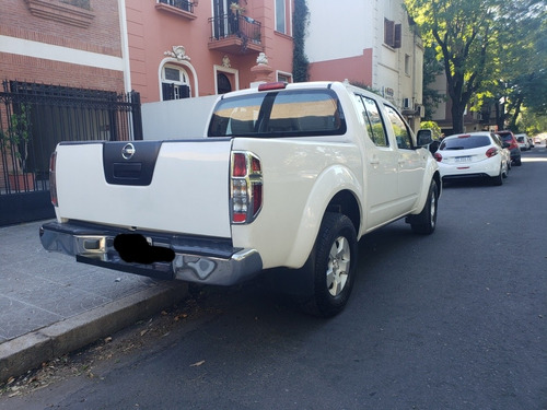 Nissan Frontier 2010 2.5 Le Cab Doble 4x4