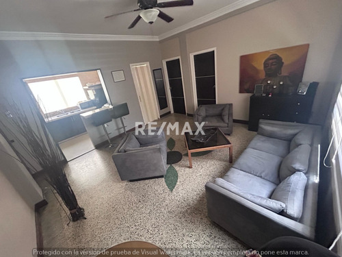 Alquiler Apartamento En Bello Monte, Cerca Del Registro, Baruta