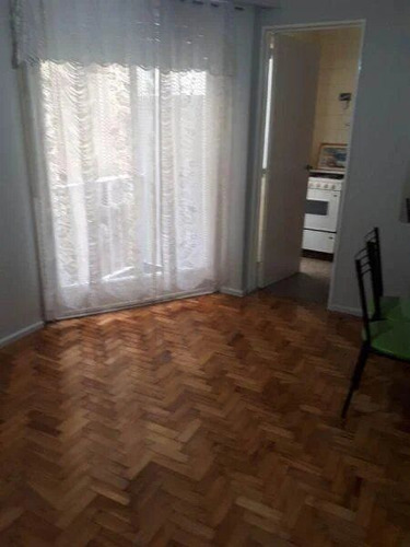 Departamento En Venta De 1 Dormitorio En Balvanera