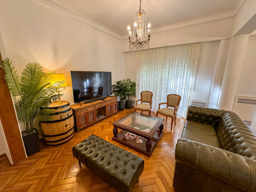Departamento Amplio Estilo Frances En Recoleta