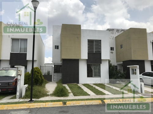 Casa - Fraccionamiento Banús